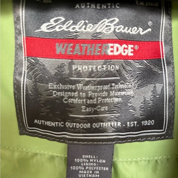 Eddie Bauer Women's Light Green Raincoat - Picture 6 of 6